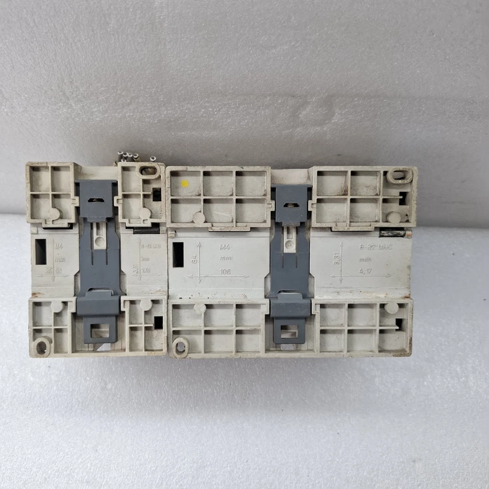 ABB 07CR41 AC31 PLC WITH XM06B5 ANALOG INPUT/OUTPUT MODULE (USED WORKING)